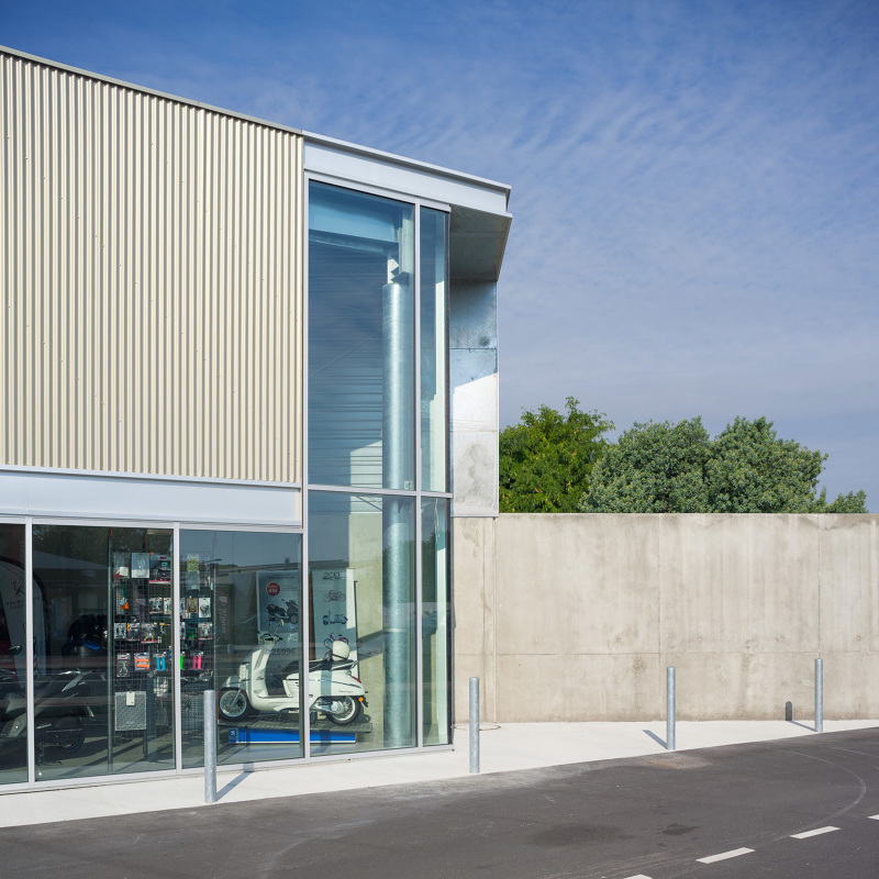 Magasin cycles Prineau-Ronan Prineau architecte-Challans Magasin cycles Prineau-Ronan Prineau architecte-Challans